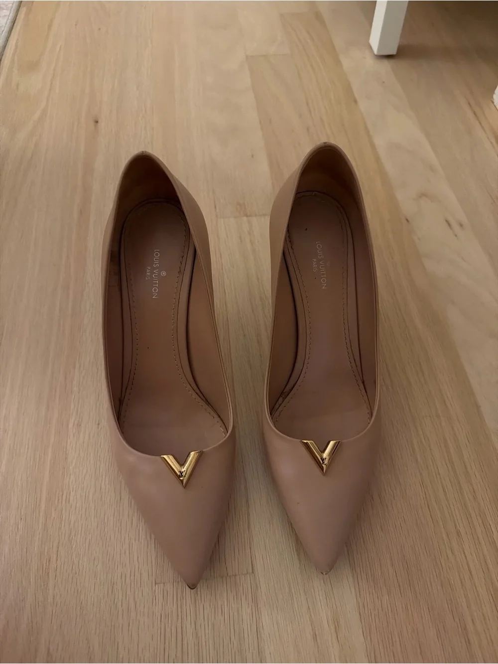 Louis Vuitton Beige Pointed Toe Pumps with Gold Accent